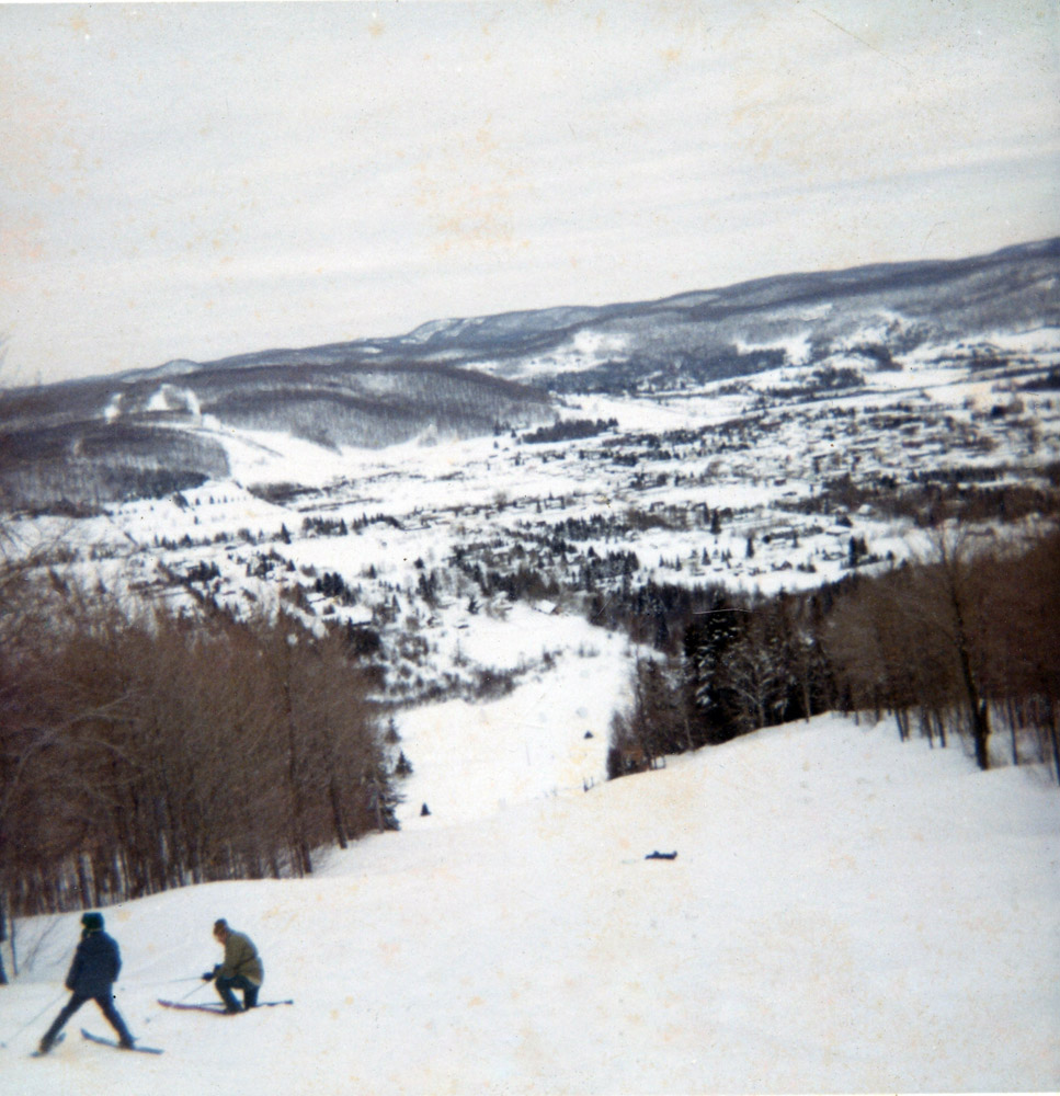 033SkiSlopeApr1971